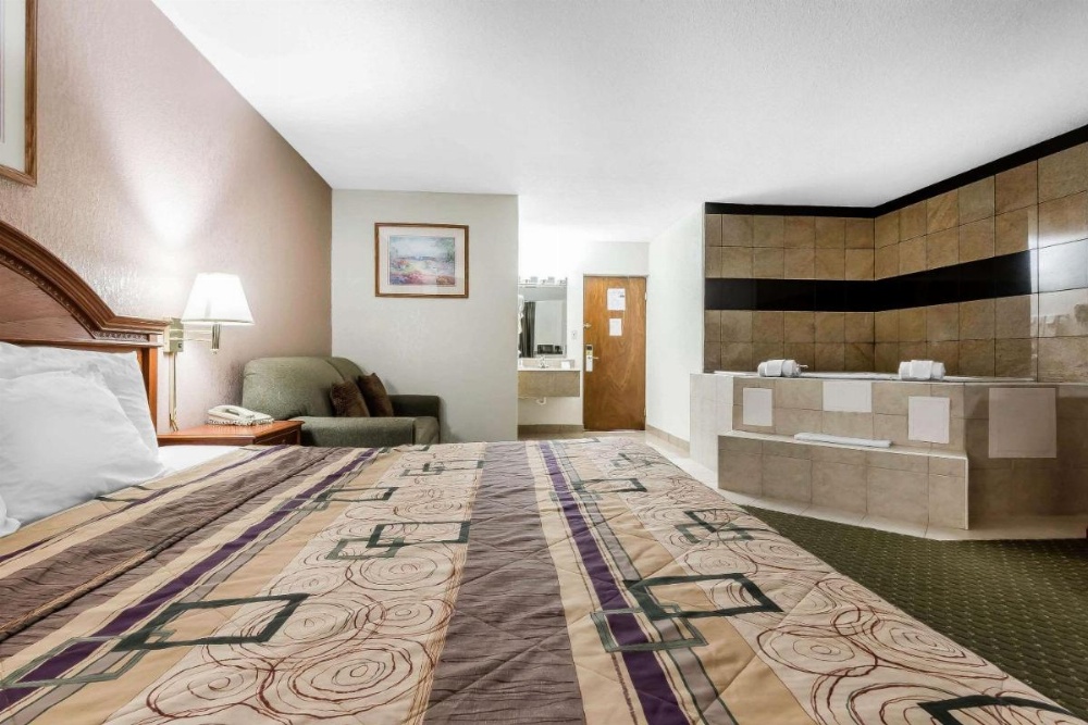 Quality Inn & Suites Binghamton Vestal Image 20