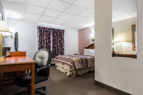 Quality Inn & Suites Binghamton Vestal image 8